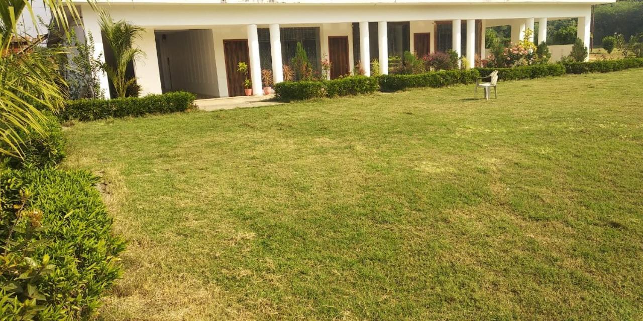 Radha Rani Mahal Khajuraho Hotel Buitenkant foto